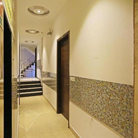 Hotel Urban Luxury New Delhi Bagian luar foto
