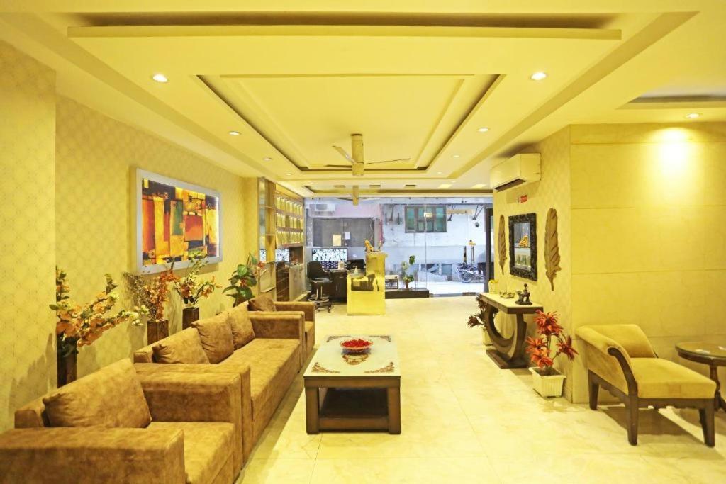Hotel Urban Luxury New Delhi Bagian luar foto